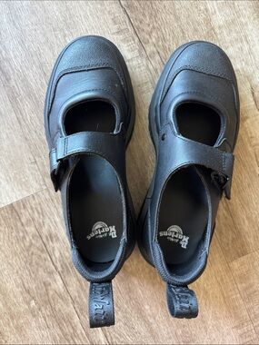 Dr. Martens Mary Jane
